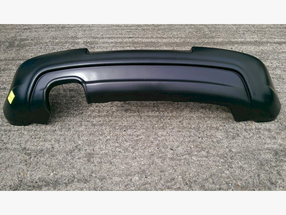 Rear Valance VW Golf V GTI Edition 30 (With 1 Exhaust Hole, For GTI Exhaust) (2003-2008) - Image 2