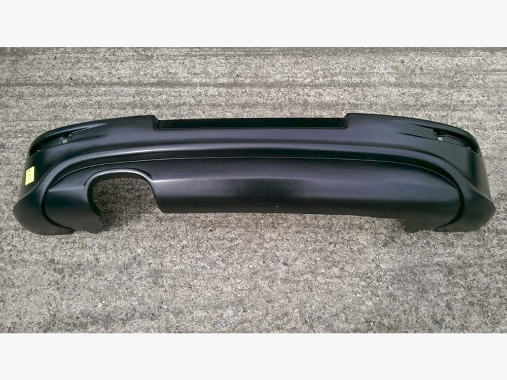 Rear Valance VW Golf MK5 R32 (With 1 Exhaust Hole, For GTI Exhaust) (2003-2008) - Image 2