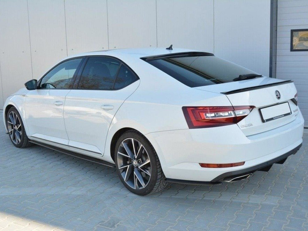 Extension OF Rear Window Skoda Superb MK3 Liftback (2015-19) - Image 2
