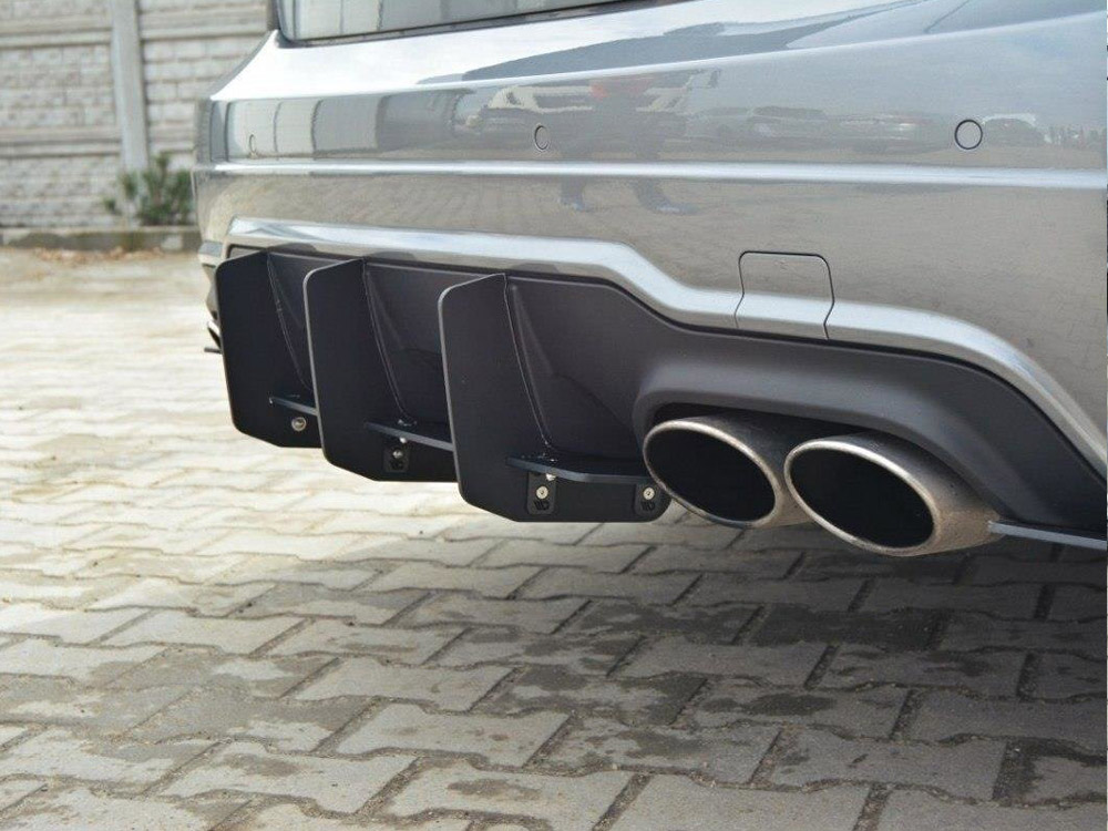 Mercedes C W204 Amg-line Facelift Rear Diffuser & Rear Side Splitters - Image 4