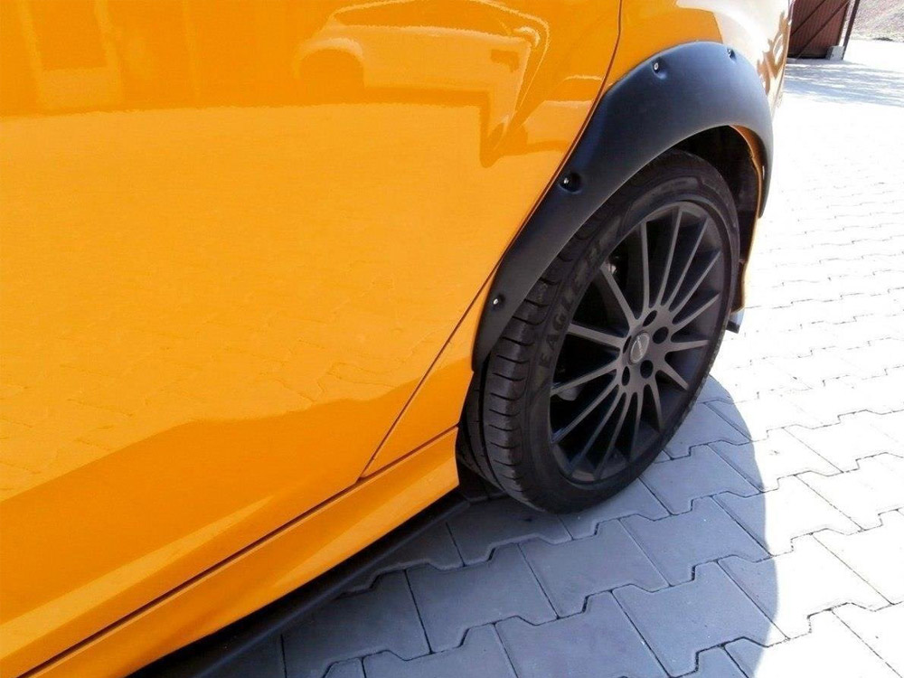 Fenders Extension Ford Focus ST MK3 (2012-2014) - Image 4